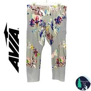 Avia Capris Leggings XL 16 18 Floral Iris Gray Blue High Rise Side Pockets Mesh
